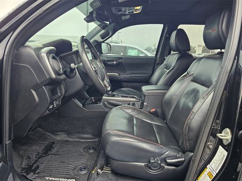 Used 2019 Toyota Tacoma TRD Pro image 19