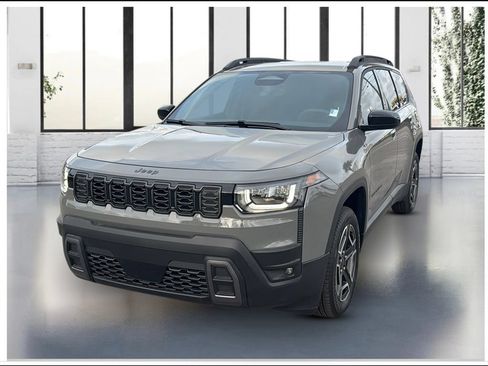 New 2026 Jeep Cherokee Laredo AWD/4WD image 1