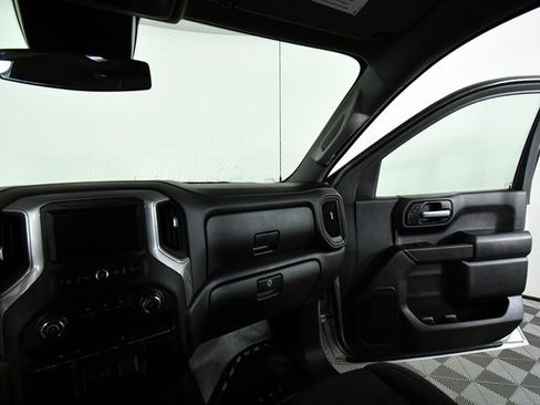 Used 2022 Chevrolet Silverado 1500 W/T w/ Trailering Package image 20