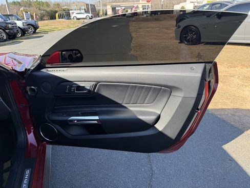Used 2020 Ford Mustang Premium image 28