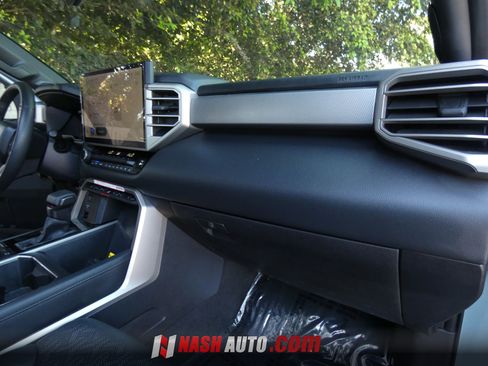 Used 2025 Toyota Tundra Limited w/ TRD Off-Road Package AWD/4WD image 37