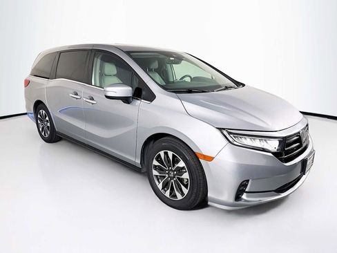 Certified 2024 Honda Odyssey EX-L image 1