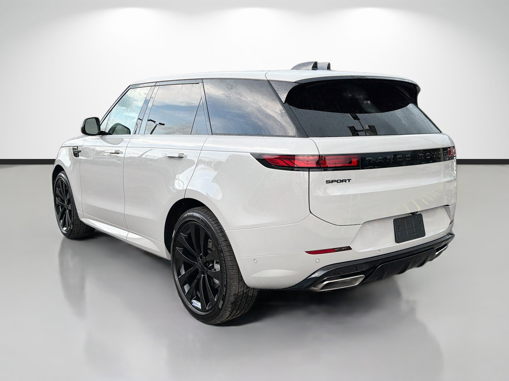 New 2026 Land Rover Range Rover Sport Dynamic SE AWD/4WD image 3