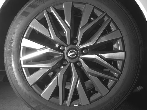 Used 2025 Nissan Altima 2.5 SV FWD image 15