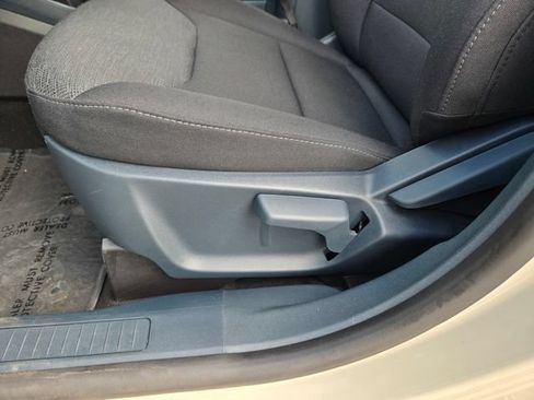 Used 2025 Ford Maverick XL FWD image 11