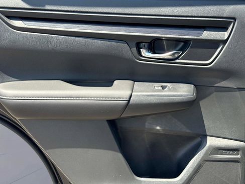 Certified 2025 Honda CR-V EX image 12