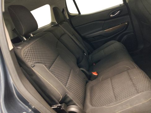 Used 2019 GMC Acadia SLE FWD image 19
