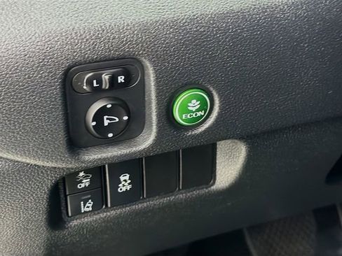 Used 2022 Honda Pilot Sport image 10