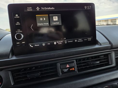 Used 2024 Honda Pilot TrailSport image 10