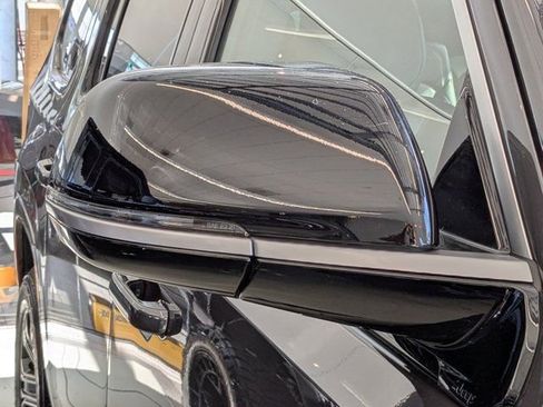 New 2026 Jeep Grand Wagoneer 2WD image 8