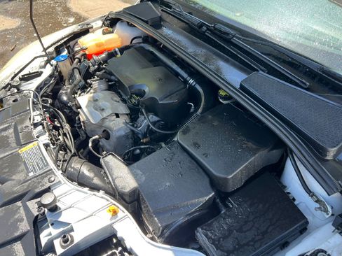 Used 2016 Ford Focus SE FWD image 33