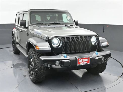 Used 2023 Jeep Wrangler Unlimited w/ Sun & Screen Package AWD/4WD image 3
