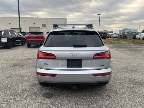 Used 2019 Audi Q5 Prestige w/ Prestige Package image 4