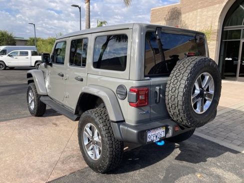 Used 2022 Jeep Wrangler Unlimited Sahara w/ Safety Group image 9