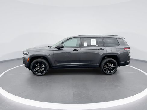 Used 2025 Jeep Grand Cherokee L Altitude AWD/4WD image 5