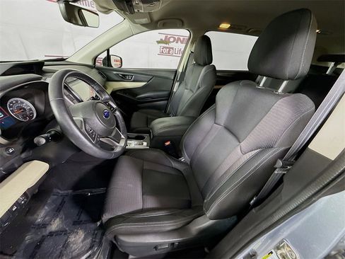 Used 2019 Subaru Ascent Premium image 25