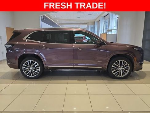 Used 2025 Buick Enclave Avenir w/ Super Cruise Package AWD/4WD image 6