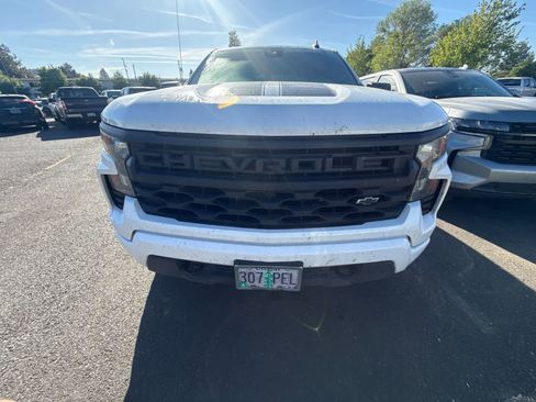 Used 2023 Chevrolet Silverado 1500 Custom w/ Rally Edition AWD/4WD image 2