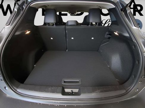 Used 2025 Nissan Kicks SR image 21