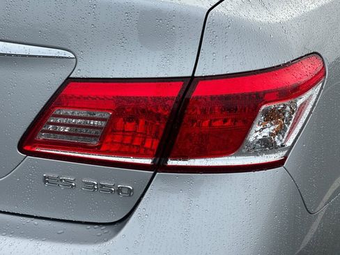 Used 2011 Lexus ES 350 image 26