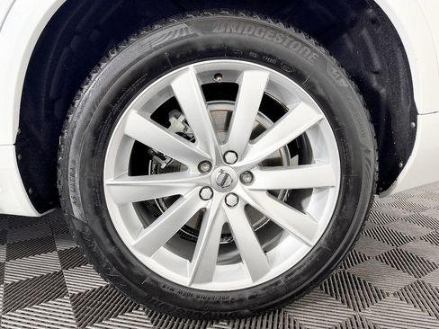 Used 2016 Volvo XC90 T6 Momentum w/ Momentum Plus Package image 22