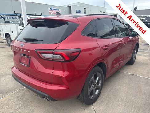 Used 2024 Ford Escape ST-Line w/ Tech Pack #1 FWD image 10