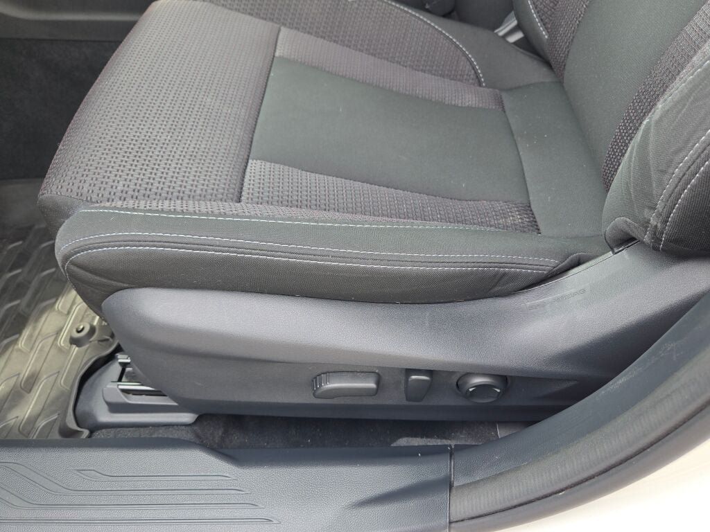 Certified 2024 Subaru Outback Premium AWD/4WD image 18