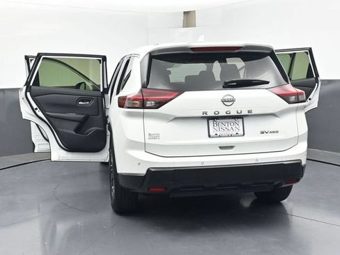 Used 2024 Nissan Rogue SV AWD/4WD image 48