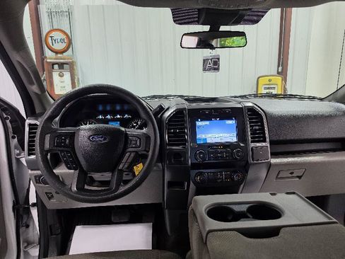 Used 2019 Ford F150 XLT RWD image 10