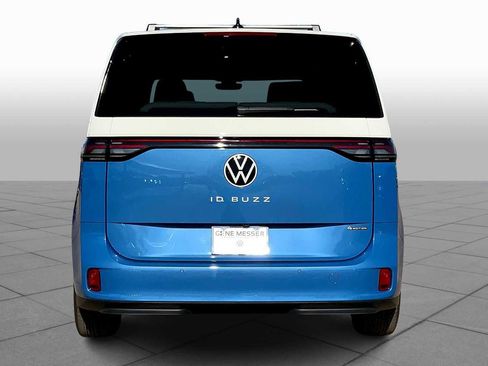 New 2025 Volkswagen ID. Buzz 1st Edition AWD/4WD image 4