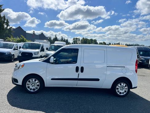 Used 2020 RAM ProMaster City Tradesman SLT image 4