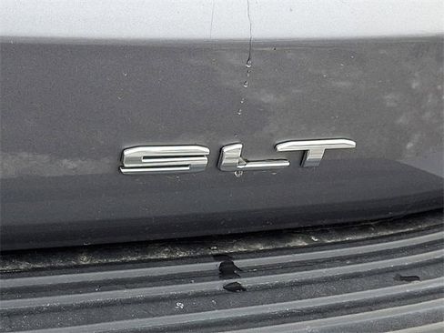 Used 2021 GMC Yukon XL SLT w/ Rear Media and Nav Package image 33