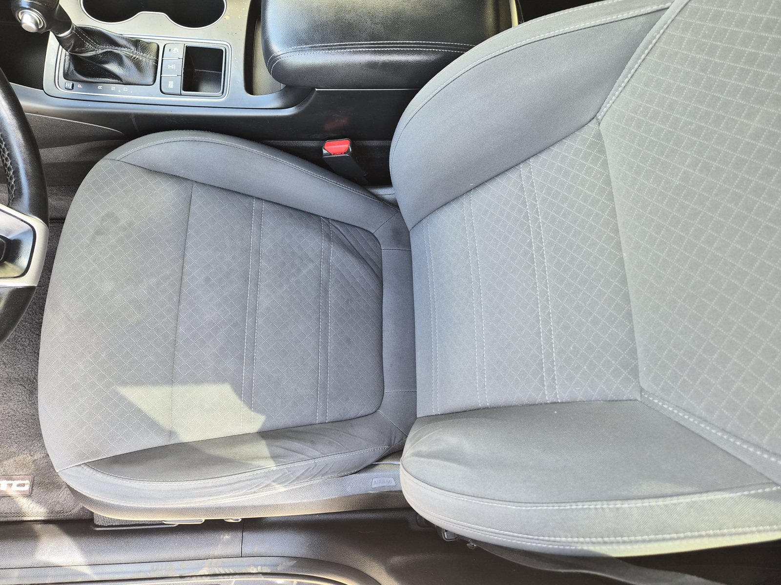 Used 2017 Kia Sorento AWD w/ LX Convenience Package image 15
