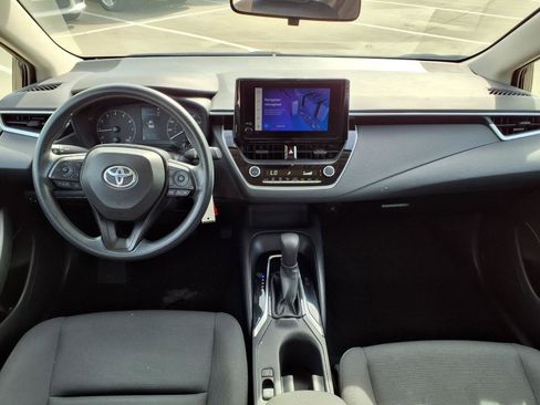 Used 2024 Toyota Corolla LE image 10