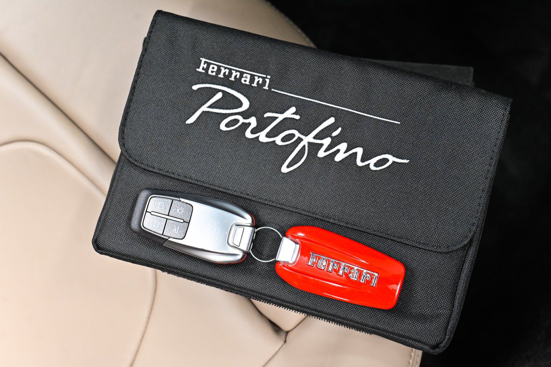 Used 2019 Ferrari Portofino RWD image 59