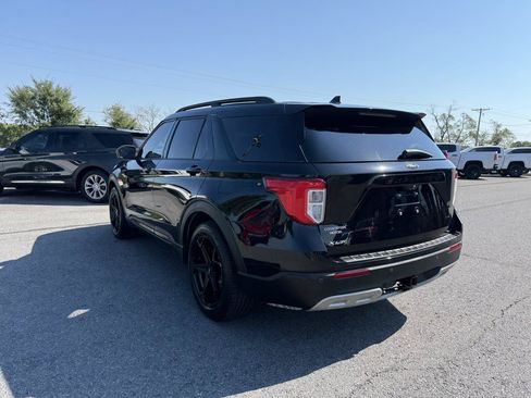 Used 2021 Ford Explorer XLT w/ Equipment Group 202A RWD image 5