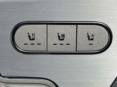 Certified 2025 Mercedes-Benz GLE 63 AMG S image 22