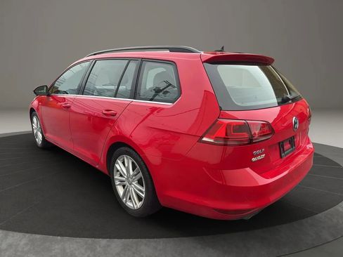 Used 2016 Volkswagen Golf Limited Edition image 7