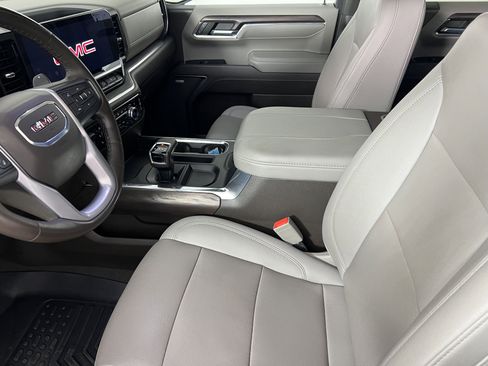 Used 2023 GMC Sierra 1500 SLT image 4