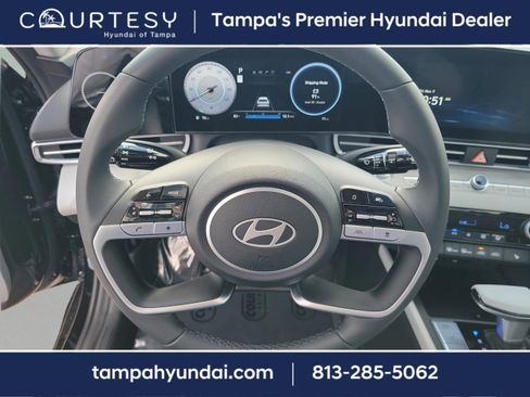 New 2026 Hyundai Elantra Limited image 24