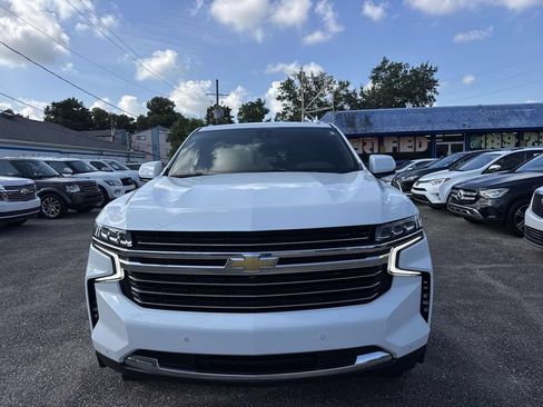 Used 2022 Chevrolet Tahoe LT w/ Luxury Package RWD image 2