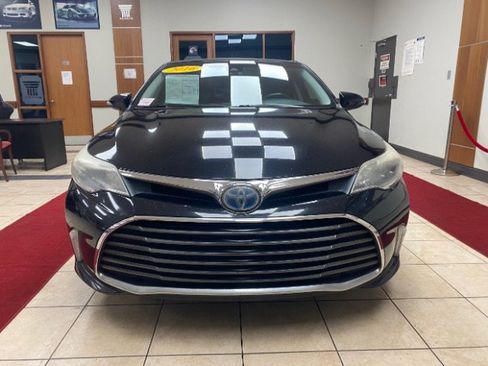 Used 2016 Toyota Avalon Limited image 6