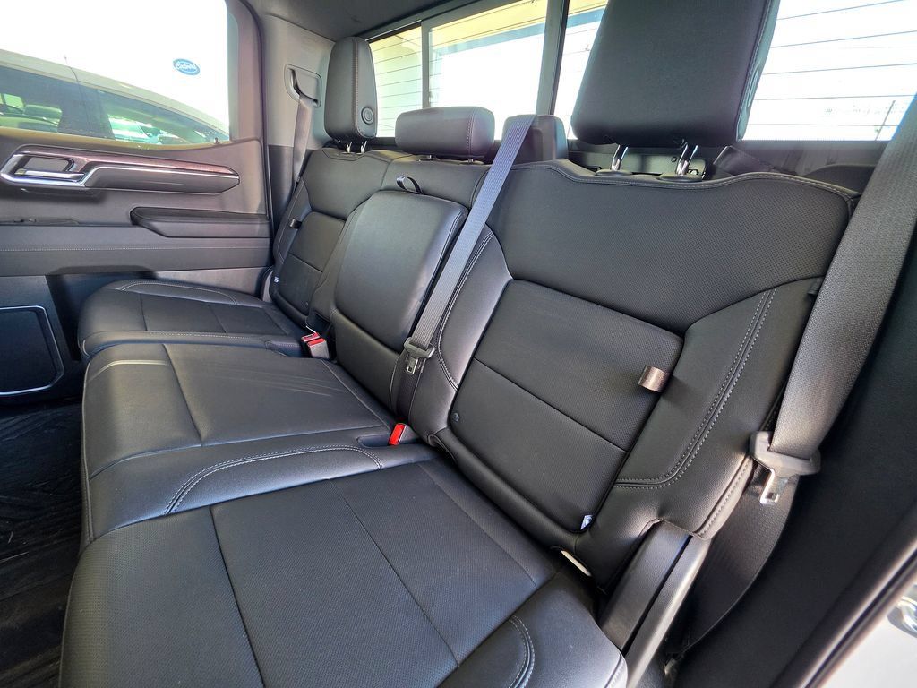 Used 2023 Chevrolet Silverado 1500 LTZ AWD/4WD image 67