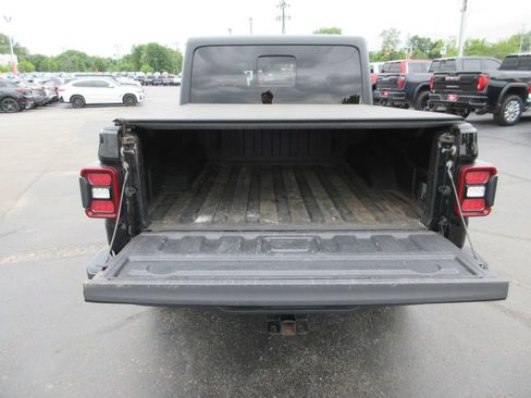 Used 2020 Jeep Gladiator Overland AWD/4WD image 10