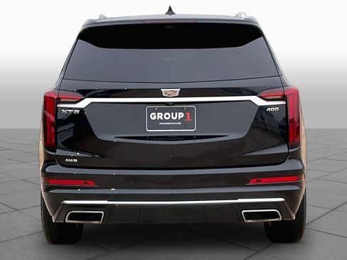 Used 2021 Cadillac XT6 Premium Luxury AWD/4WD image 4