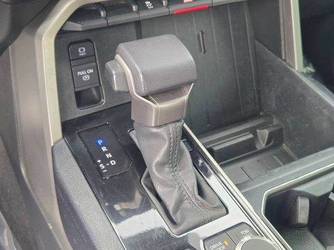 Used 2023 Toyota Tundra SR5 w/ SR5 Convenience Package AWD/4WD image 35