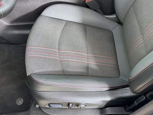 Used 2024 Chevrolet Equinox RS image 19