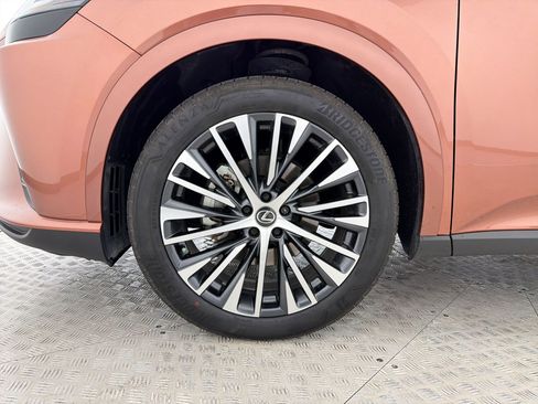 Certified 2025 Lexus RX 350 Premium Plus w/ Accessory Package (Z1) FWD image 12