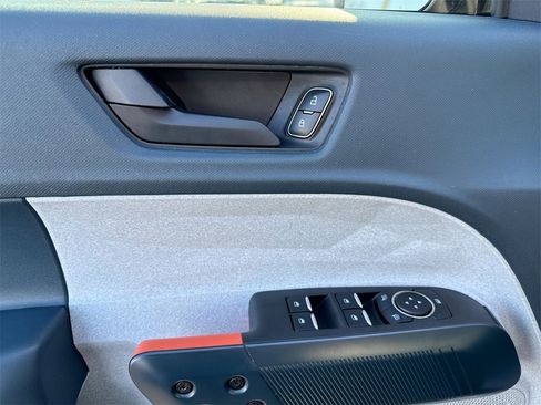 Used 2024 Ford Maverick XLT image 20