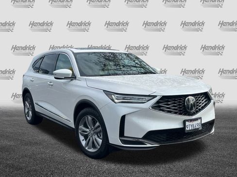 Used 2025 Acura MDX FWD image 2